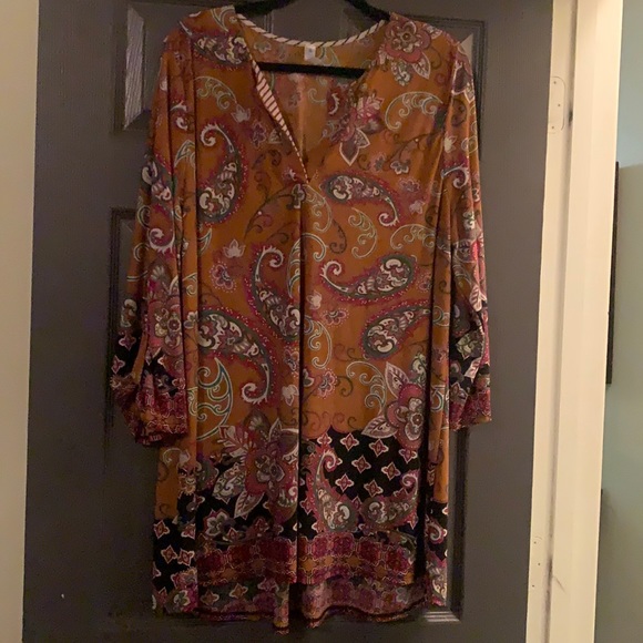 Tunic gold, black, green and red paisley and deco design - Picture 1 of 4